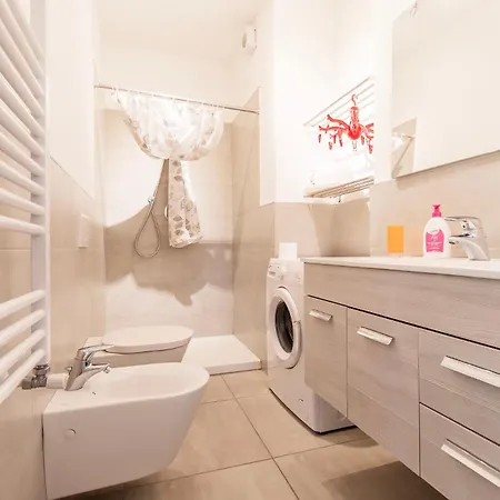 公寓 Santa Caterina, 莱万托